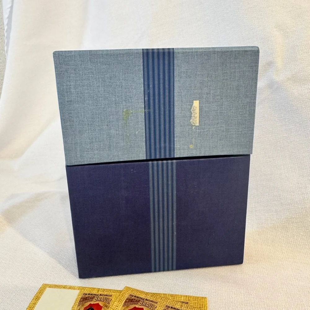 Vintage Style Stationery Set with Envelopes